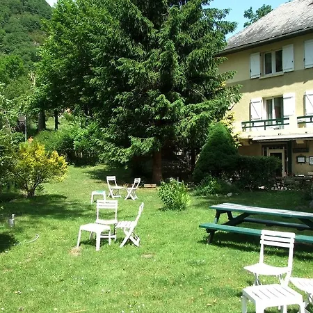 Hotel Logis Du Val D'aure 2*