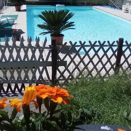 Du Val D'aure ホテル Cadéac