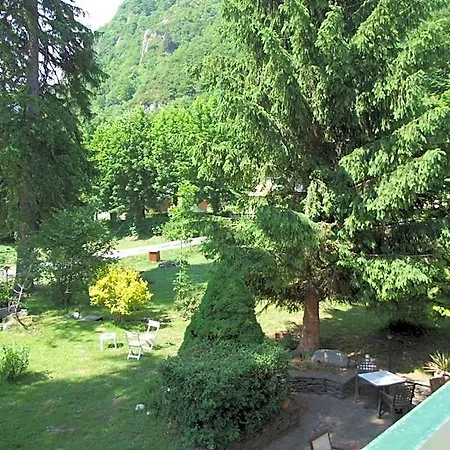 Logis Du Val D'aure Hotell