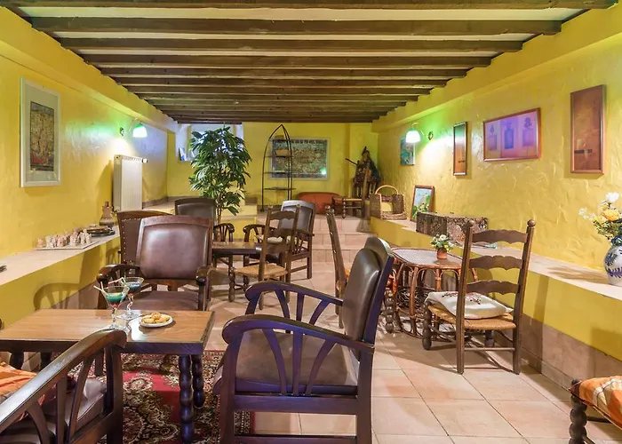 Отель Du Val D'aure Cadeac