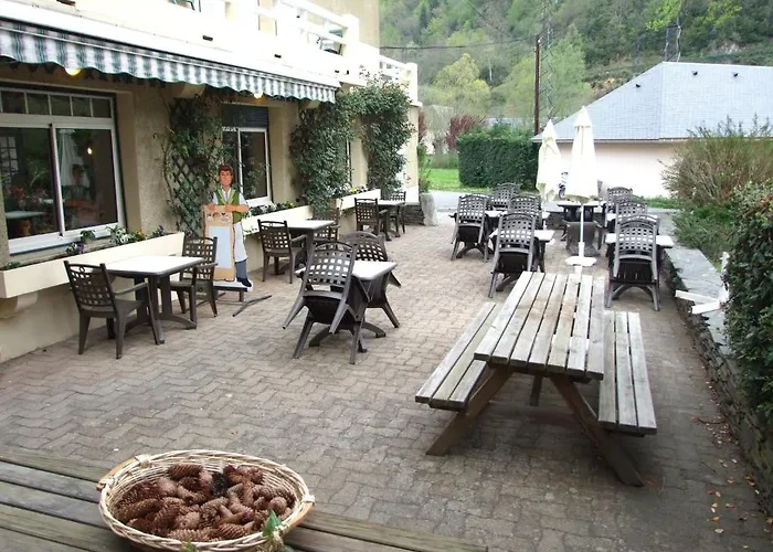 Отель Du Val D'aure Cadeac