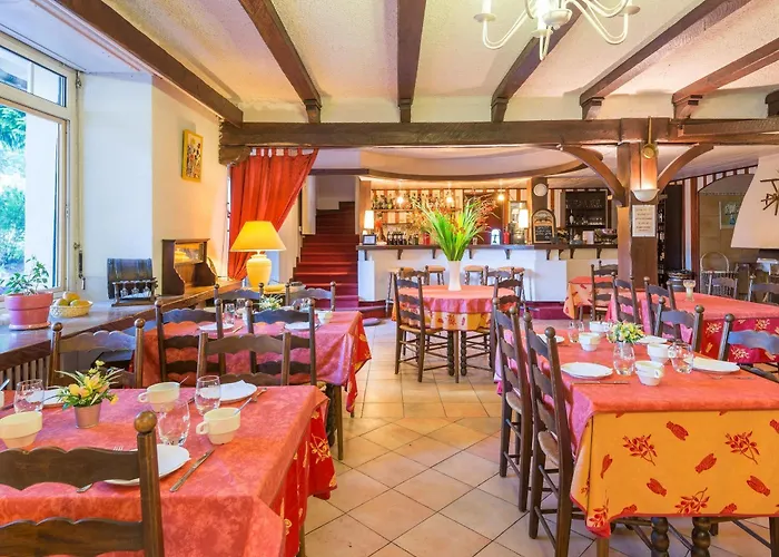 Du Val D'aure Отель Cadeac