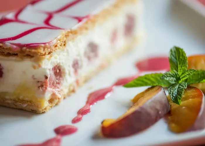 Отель Du Val D'aure Cadeac